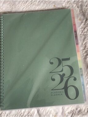 Academic Planner 25/26 Green Spiral Academic Planner
